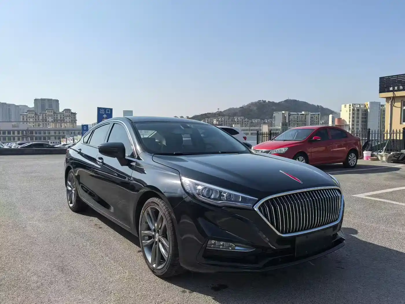 Hongqi H5 2018 30TD Smart Connect Agile Edition фото 3