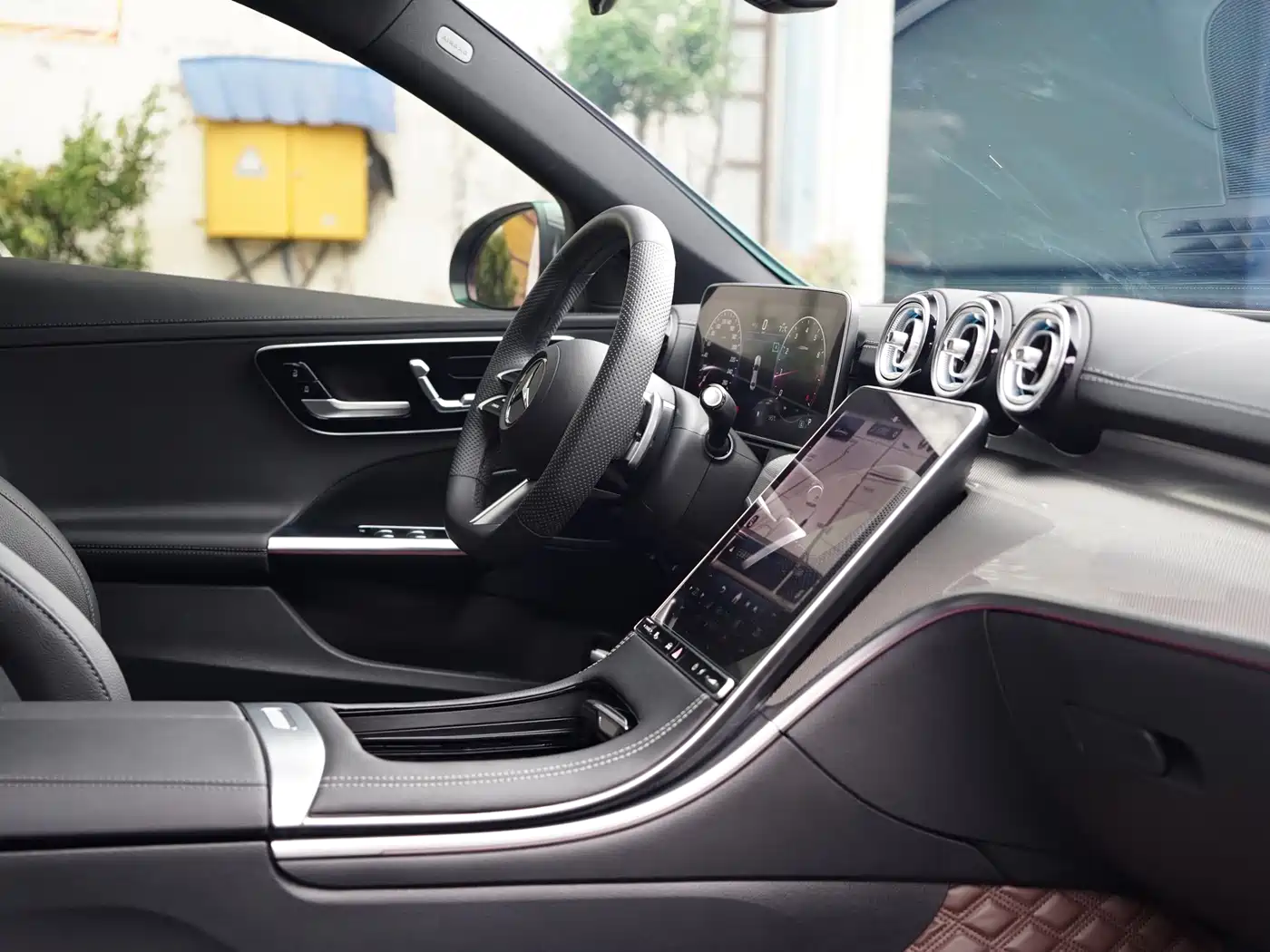 Mercedes-Benz C-Class 2024 C 260 L Sport фото 13