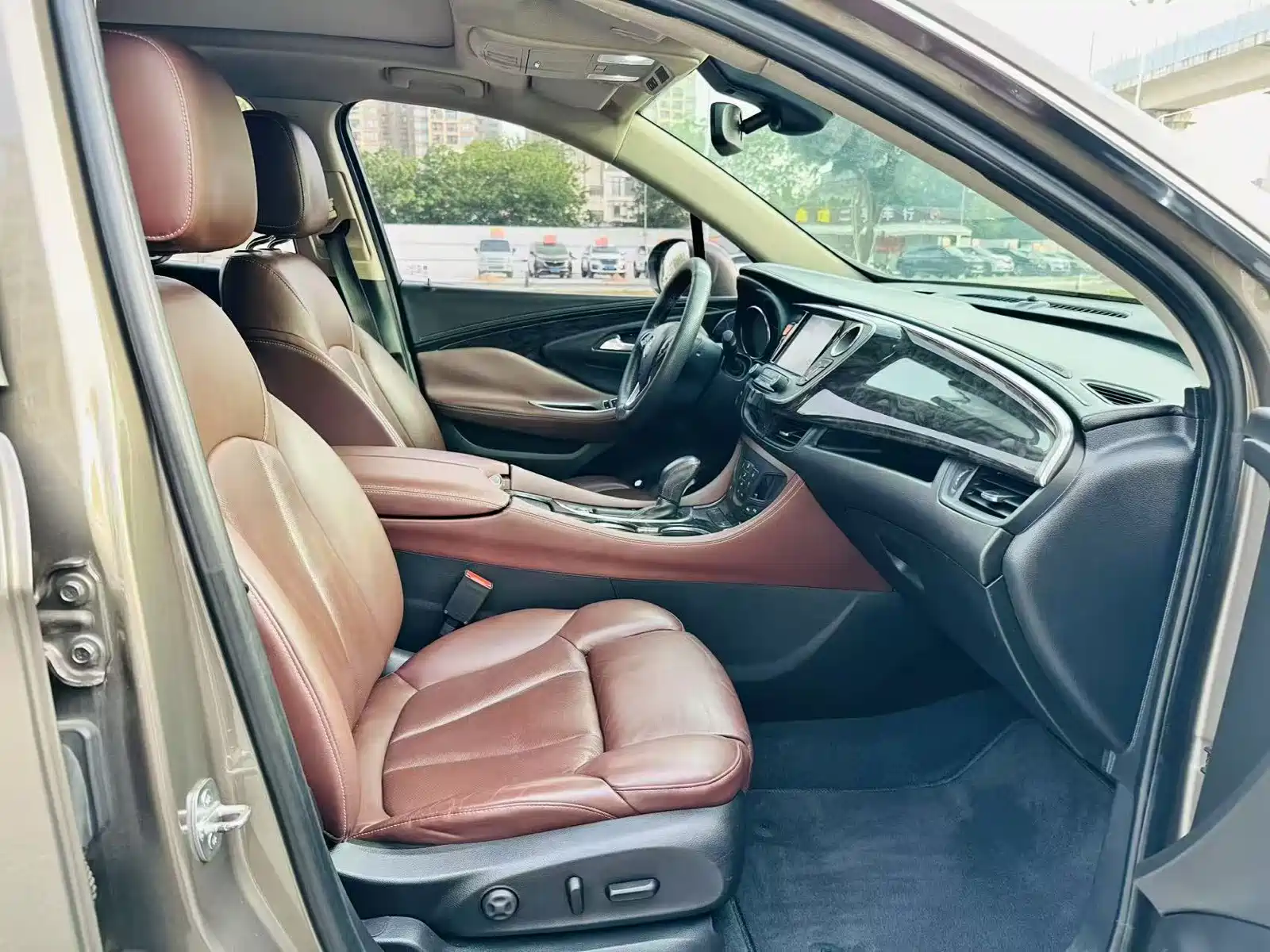 Фото 8 - Buick Envision Plus