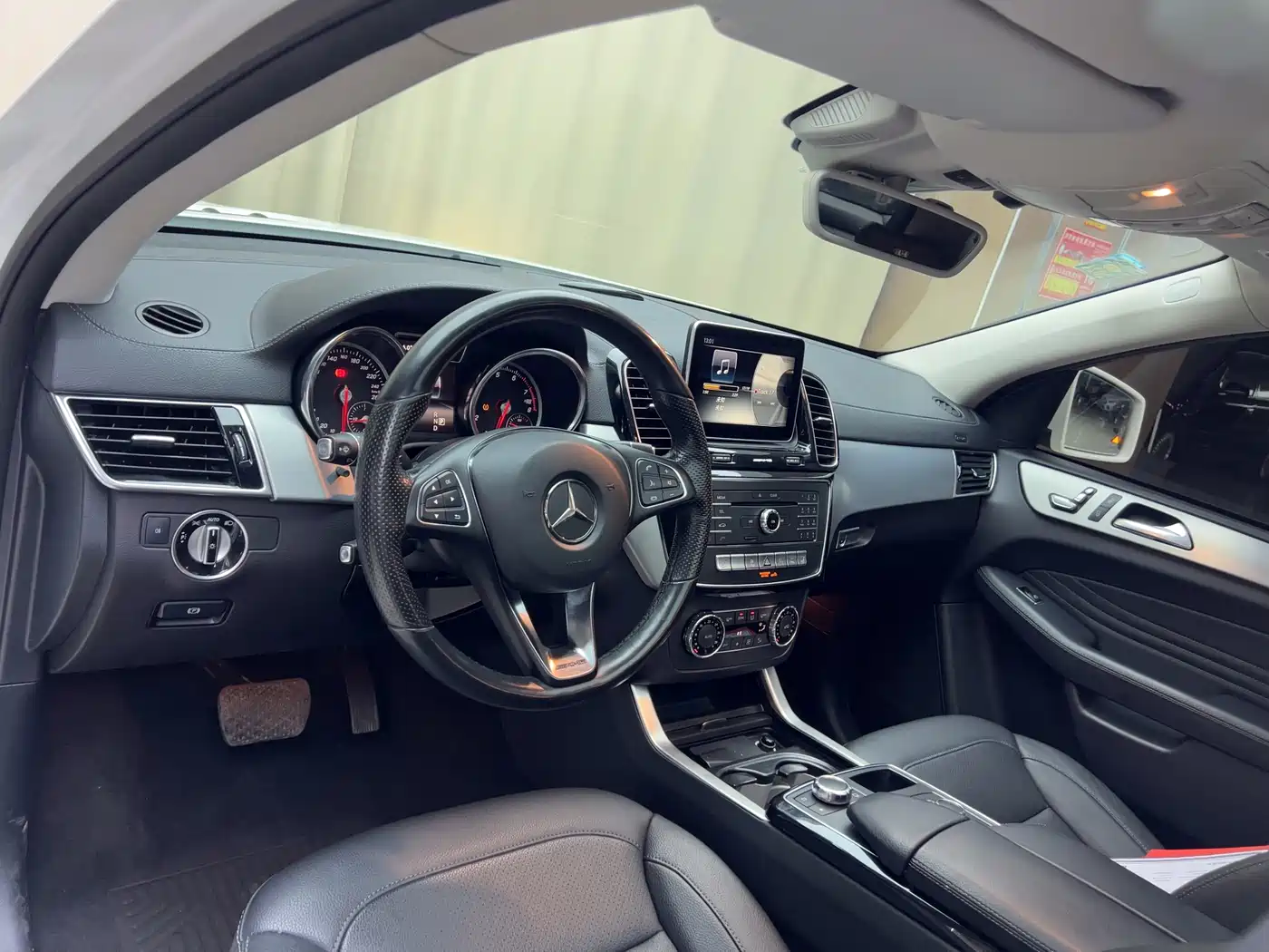 Mercedes-Benz GLE Coupe 2015 GLE 320 4MATIC Coupe SUV фото 10
