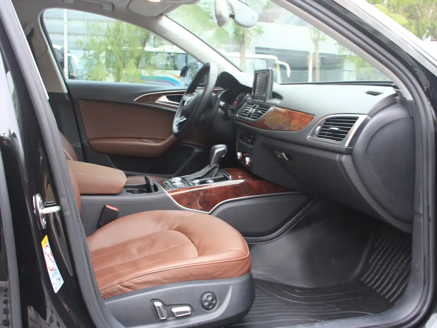 Audi A6L 2016 30 FSI Technology фото 15
