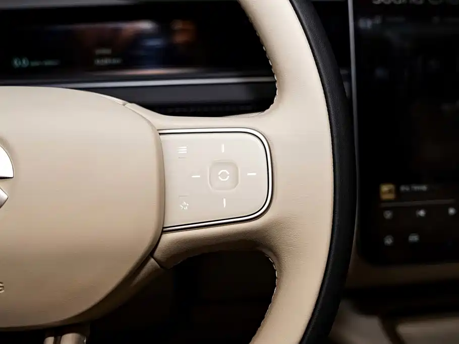 NIO ES8 2026 2025 Model 6-Seat Executive Luxury Edition