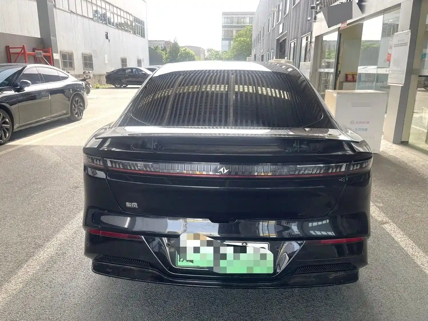 Фото 6 - Dongfeng Yipai eπ007