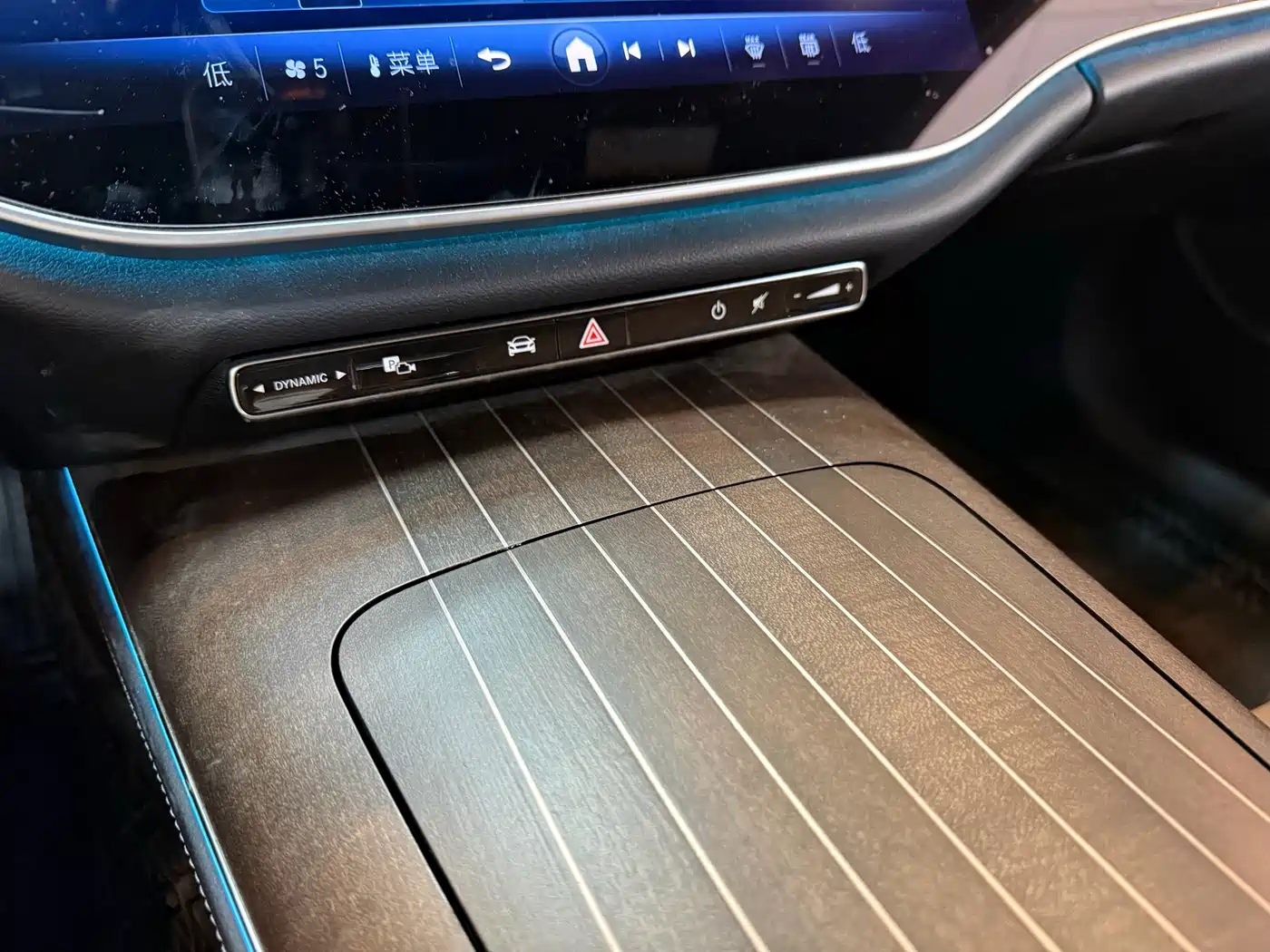 Mercedes-Benz E-Class 2024 Model E 300 L Luxury фото 7