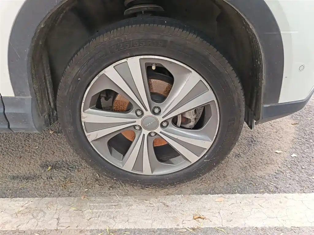 Haval H6 Coupe 2015 Model Blue Label 2.0T Manual 2WD Elite фото 8