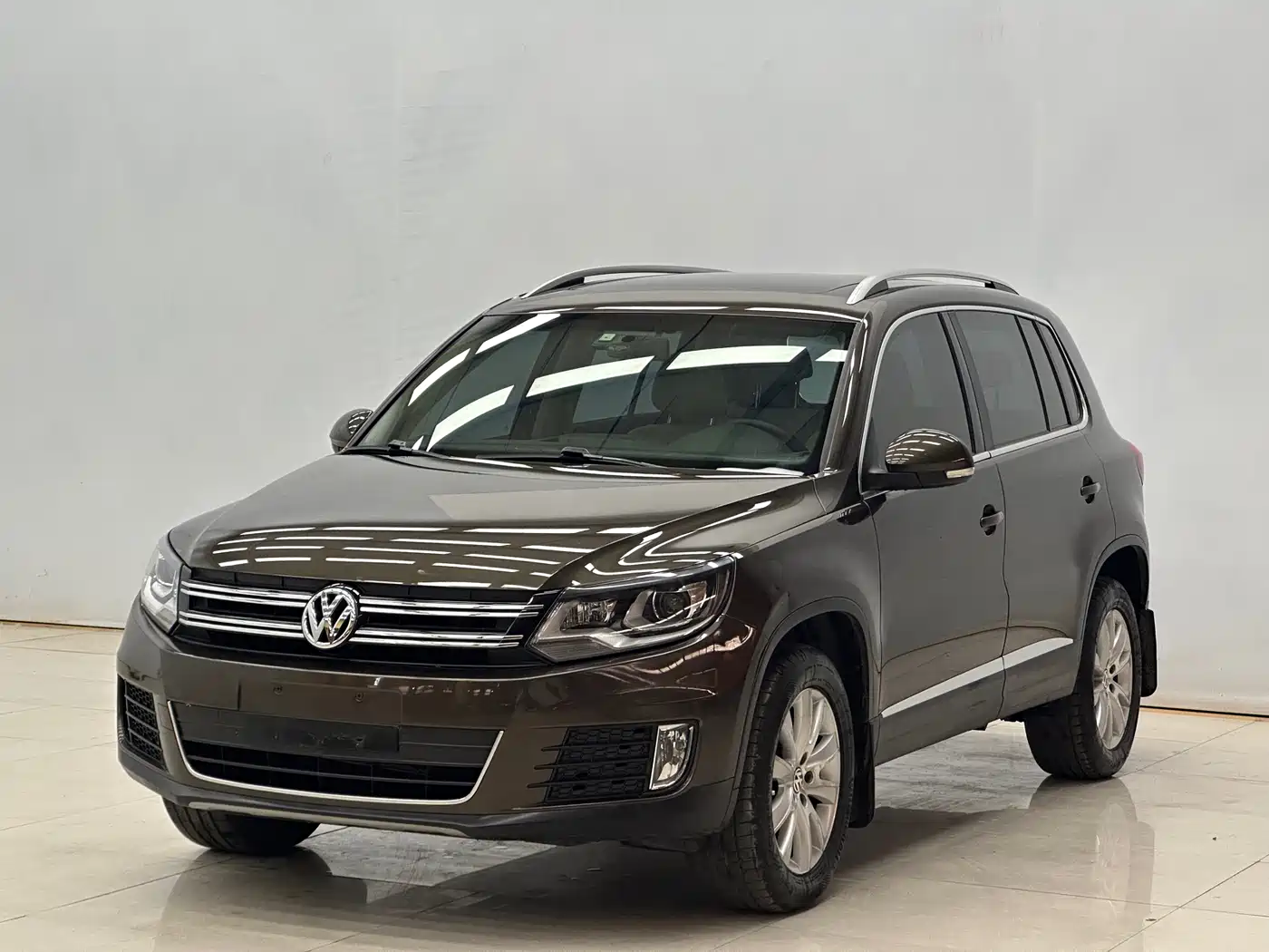 Volkswagen Tiguan 2013 1.8TSI Automatic 2WD Luxury Model фото 12