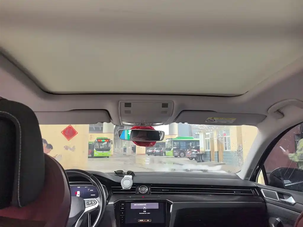 Volkswagen Magotan 2020 330TSI DSG Luxury фото 14