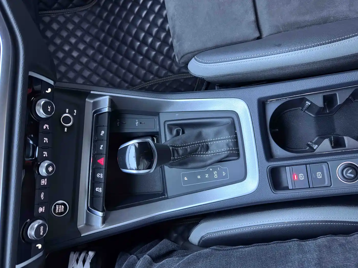 Audi Q3 2022 35 TFSI Fashion Dynamic фото 13