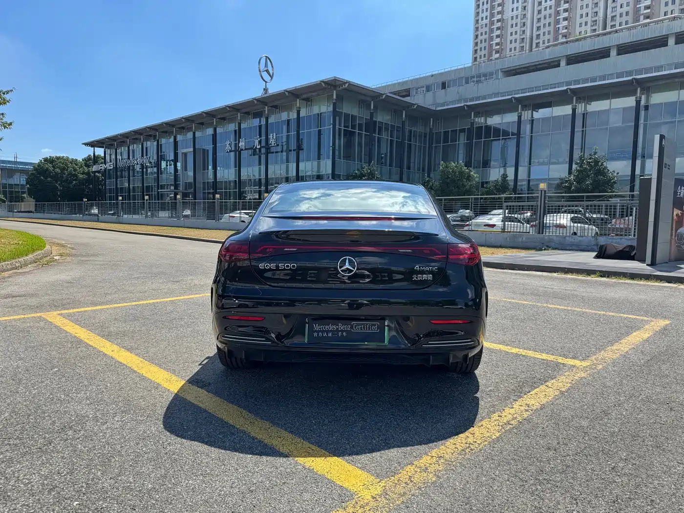 Mercedes-Benz EQE 2025 2025 Model 500 4MATIC Luxury Edition