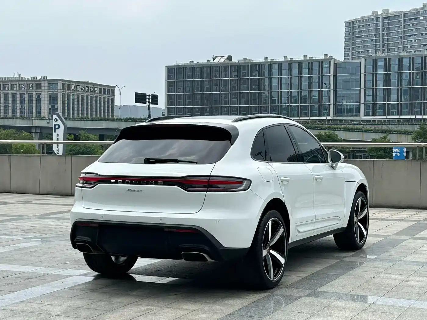Porsche Macan 2022 Macan 2.0T фото 8