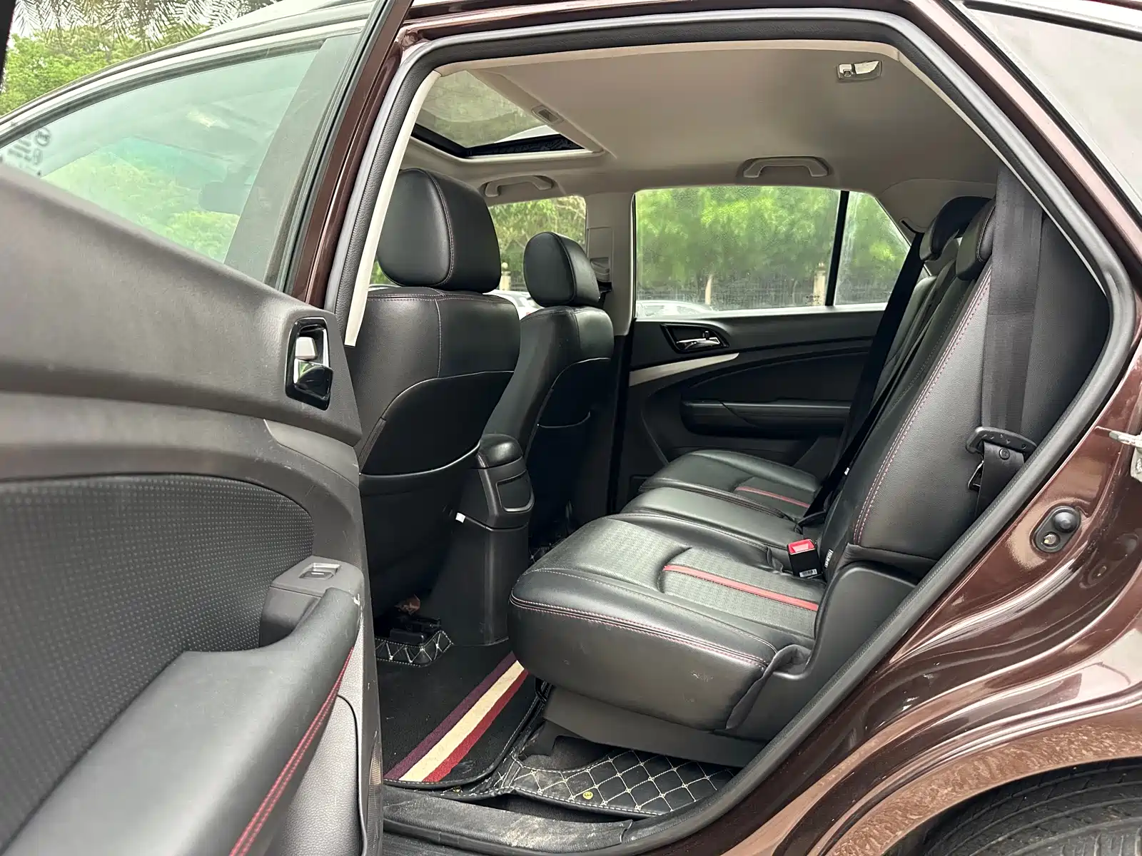 Фото 9 - BYD S7