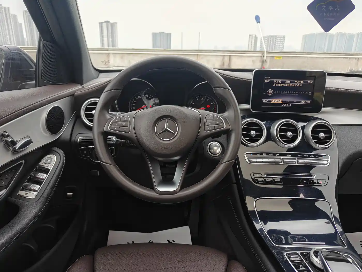Mercedes-Benz GLC 2019 Model GLC 200 L 4MATIC фото 17