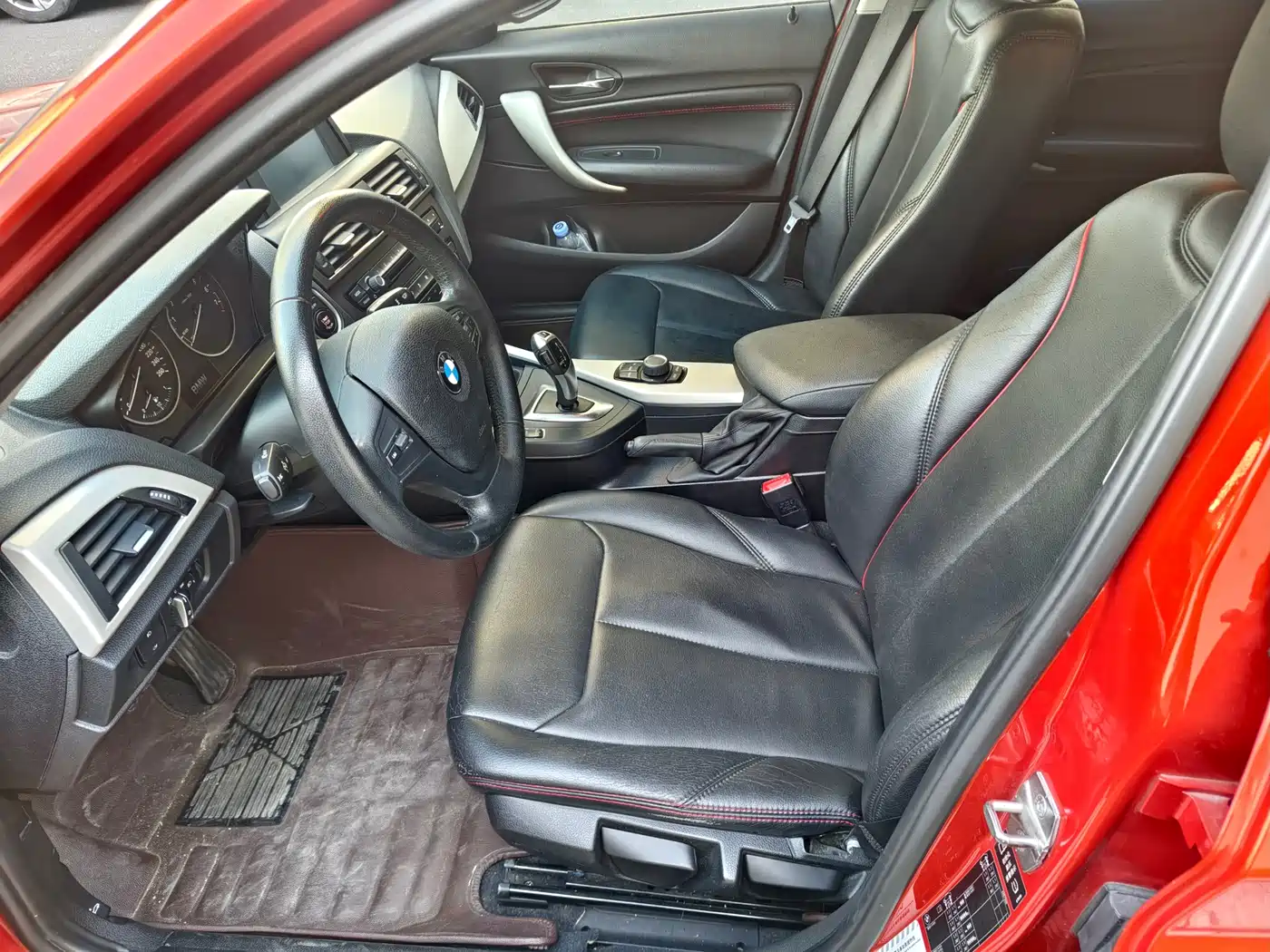 BMW 1 Series (Import) 2013 Facelift 116i Leading Model фото 3