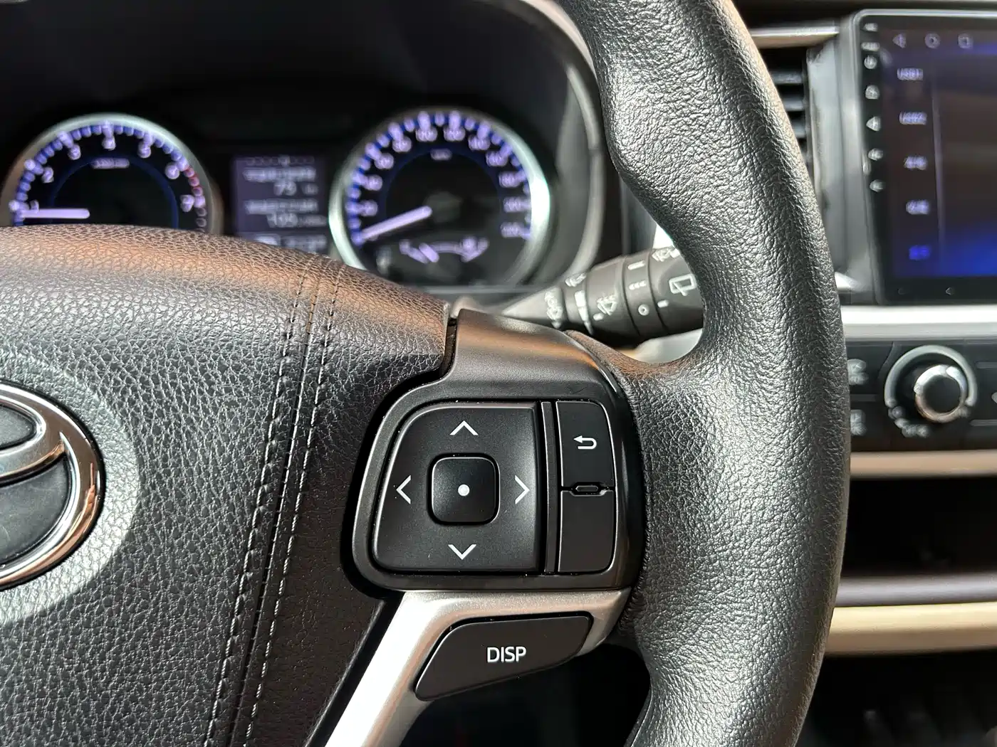 Toyota Highlander 2018 2.0T 2WD Elite 7-seater (China V) фото 23