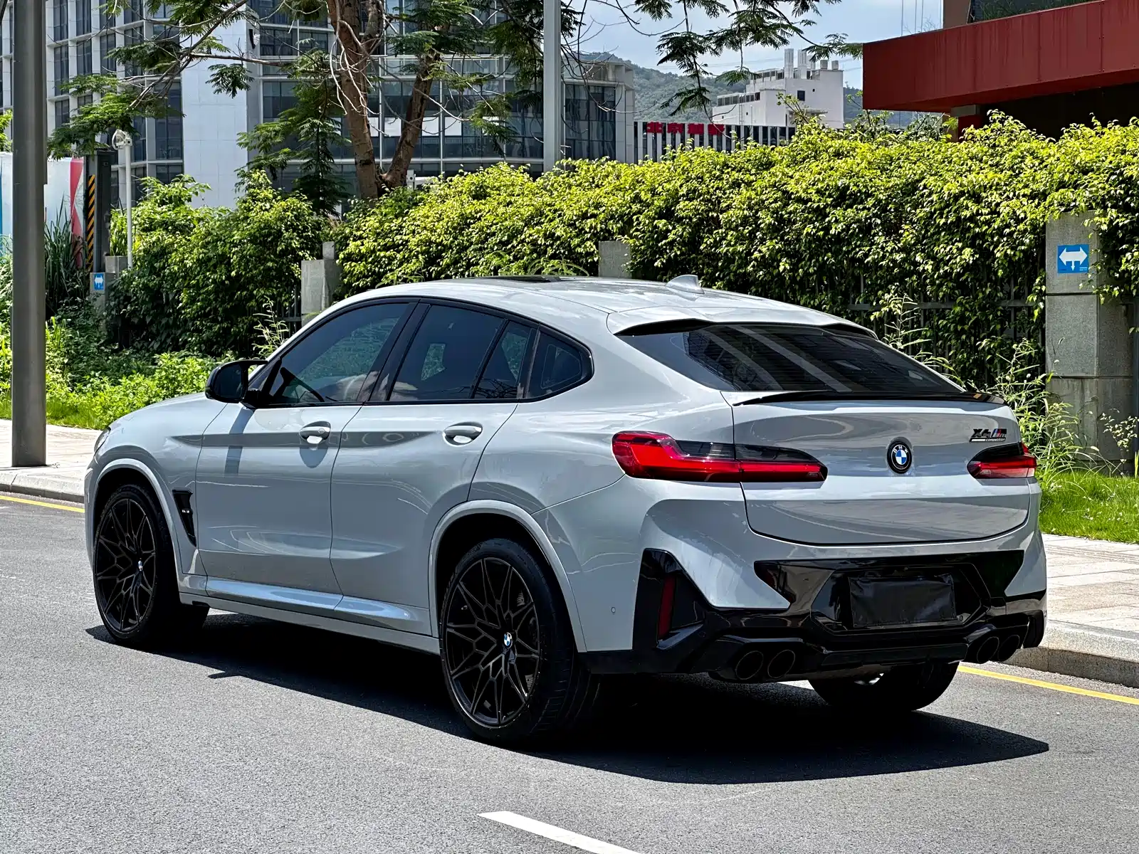 صورة 12 - BMW X4 M