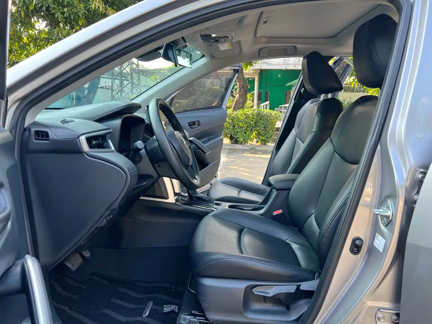 Toyota Corolla Cross 2023 2.0L Elite Edition фото 4
