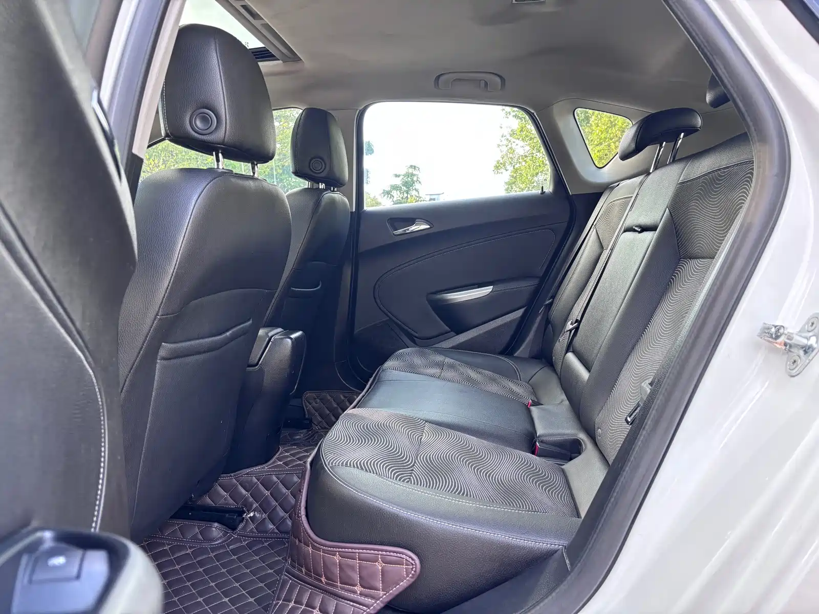Фото 11 - Buick Excelle