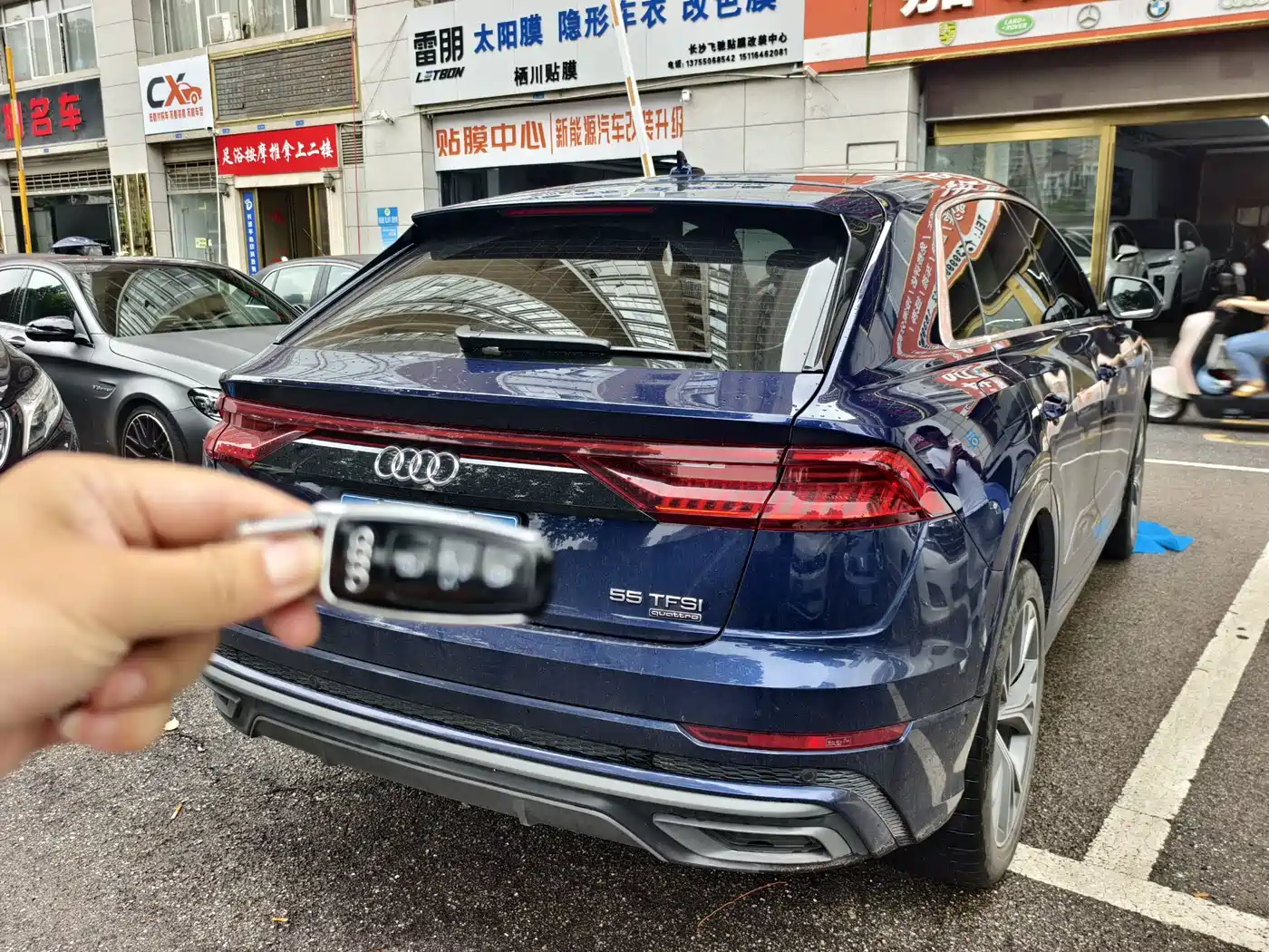 Audi Q8 2022 55 TFSI Luxury Dynamic фото 9