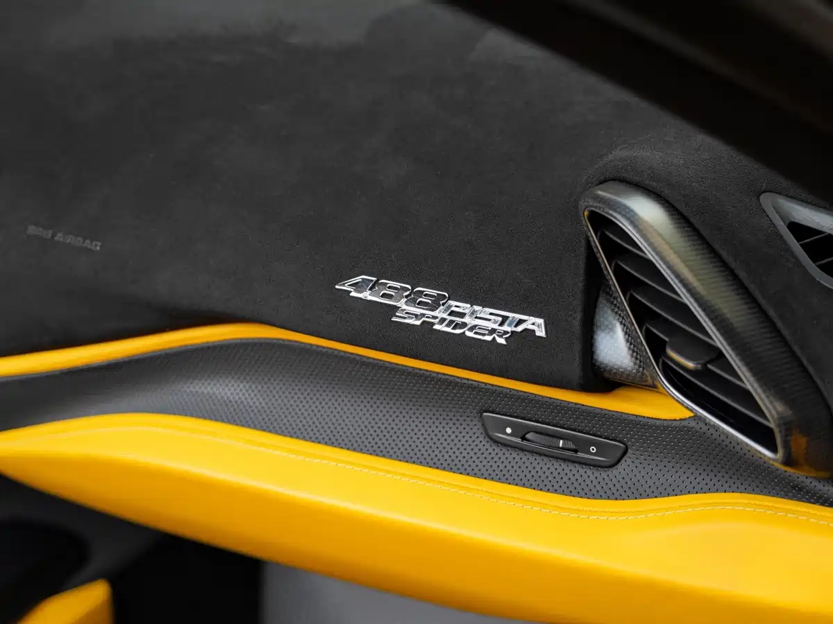Ferrari 488 2019 2019 488 Pista Spider