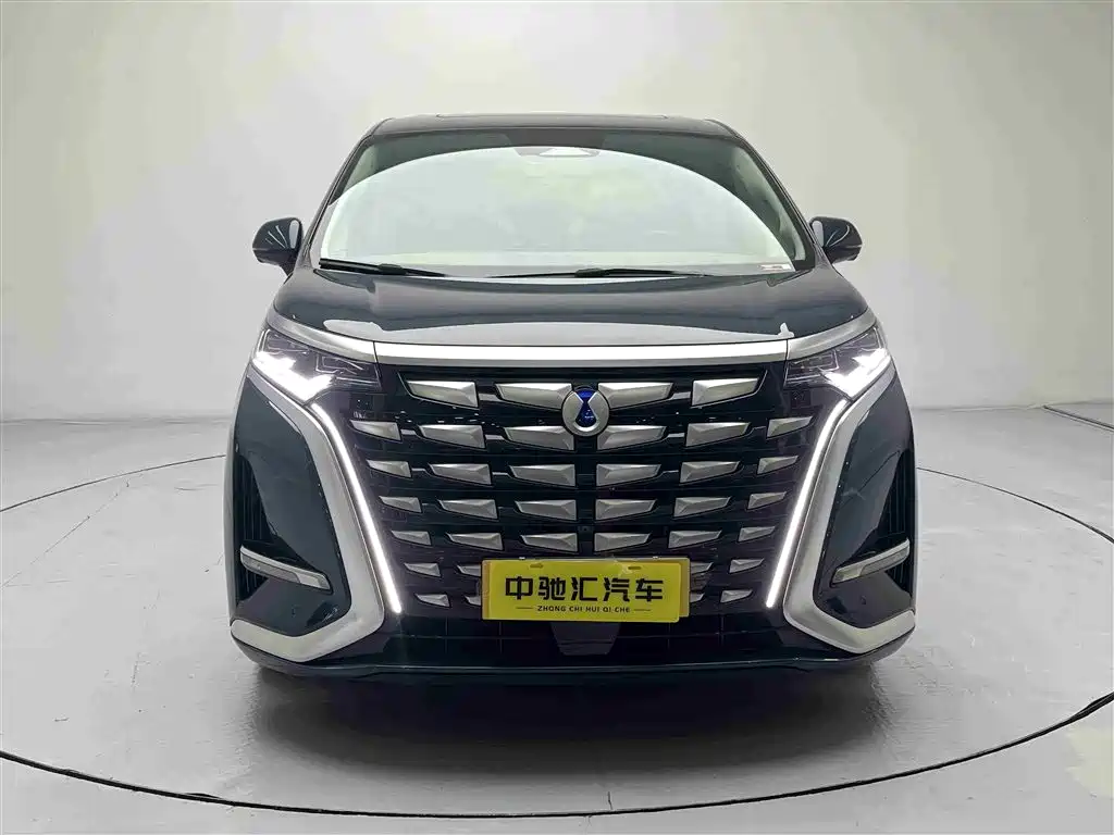 Denza D9 2022 DM-i 970 AWD Flagship фото 2