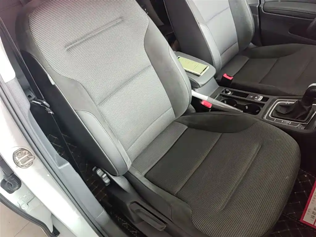 Volkswagen Golf 2019 280TSI DSG Comfort (China V) фото 25