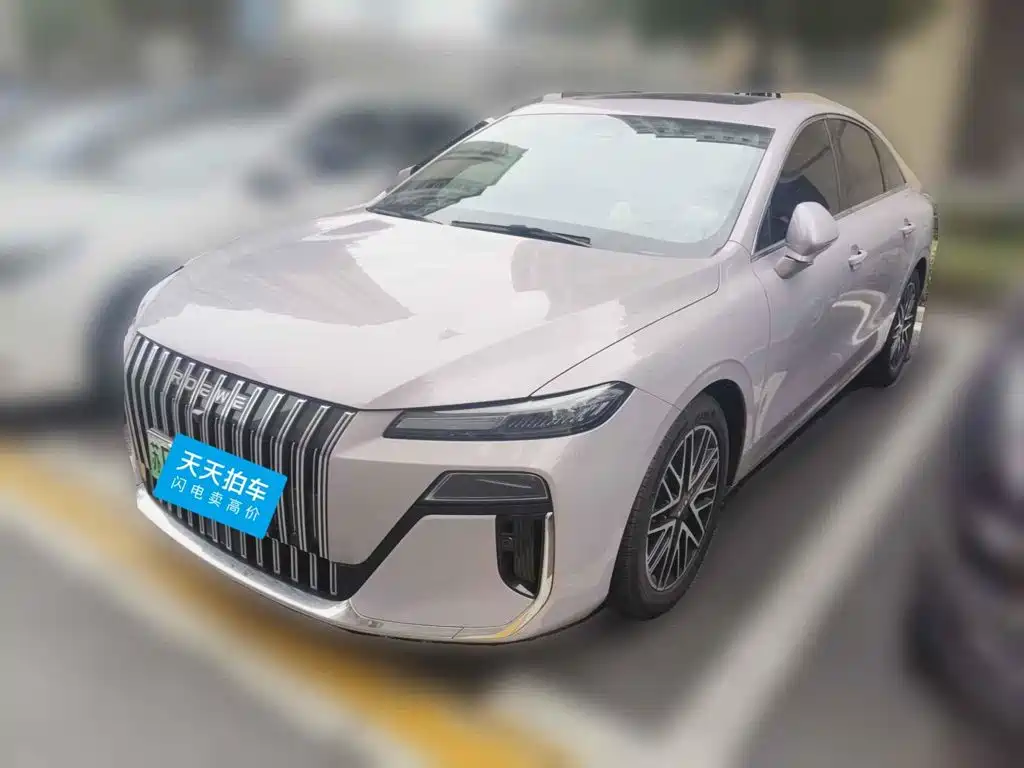 Photo 1 - Roewe M7 DMH