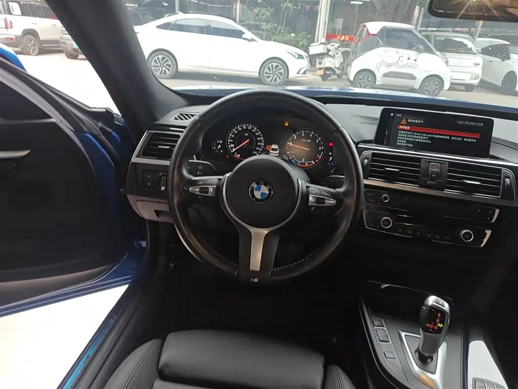 BMW 3 Series GT 2020 320i M Sport Package фото 11