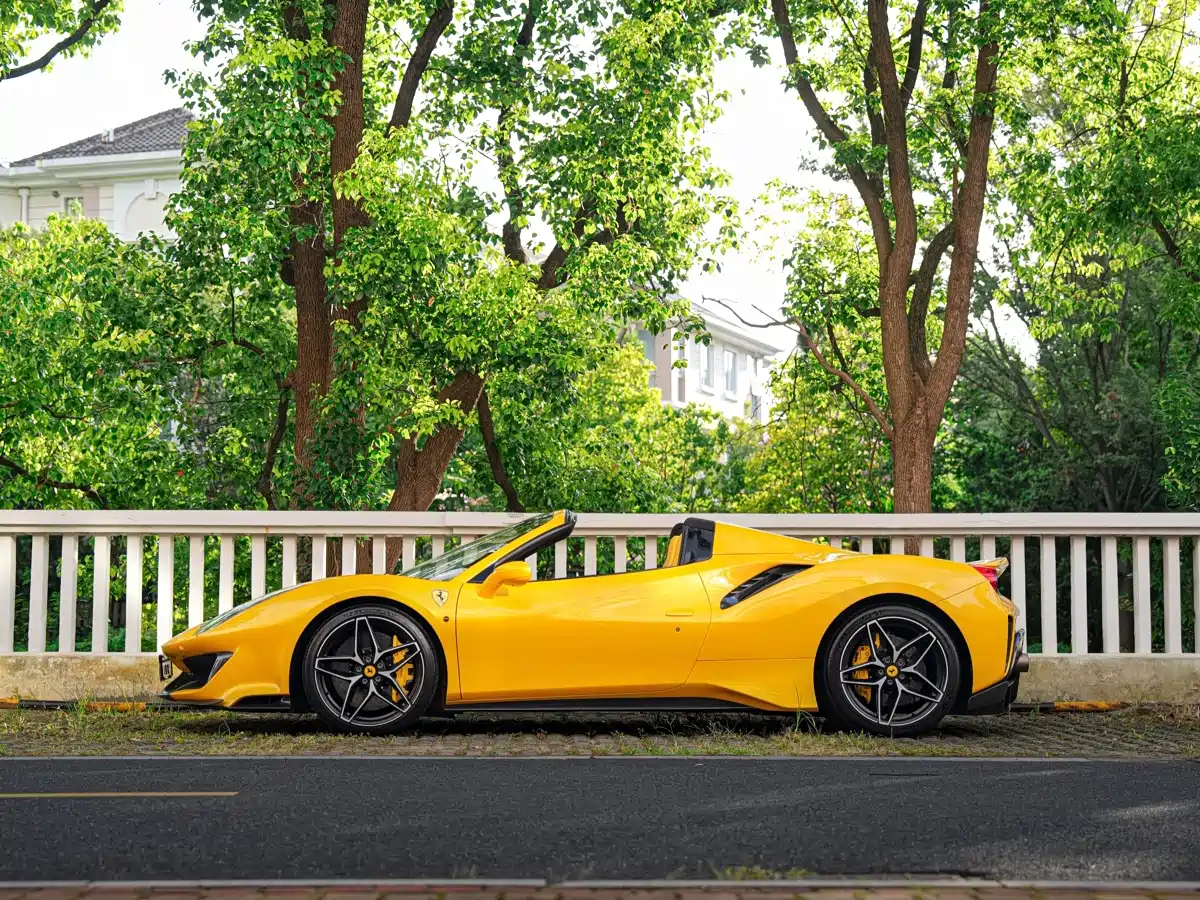 Ferrari 488 2019 2019 488 Pista Spider