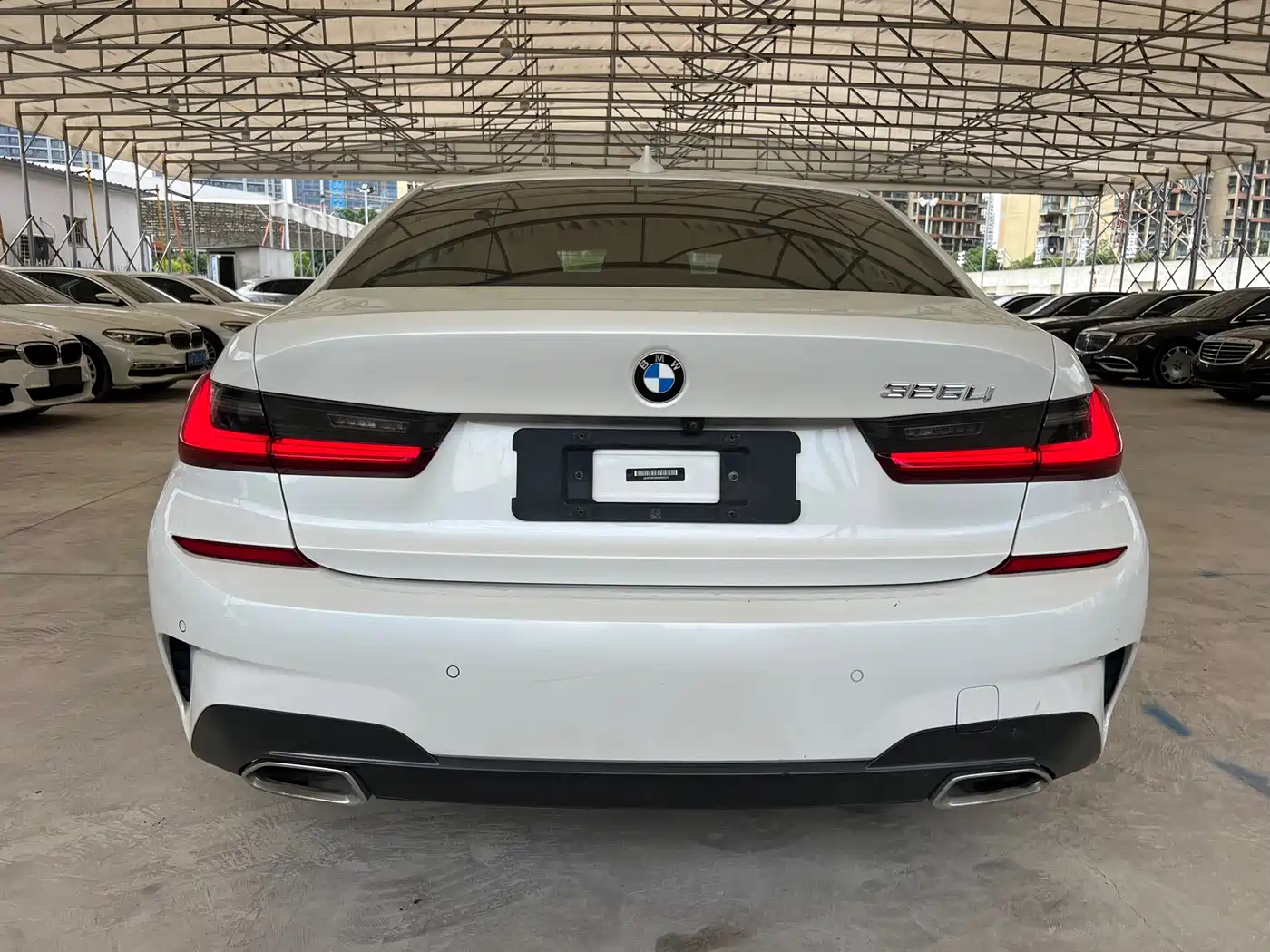 BMW 3 Series 2022 320Li M Sport Package фото 10