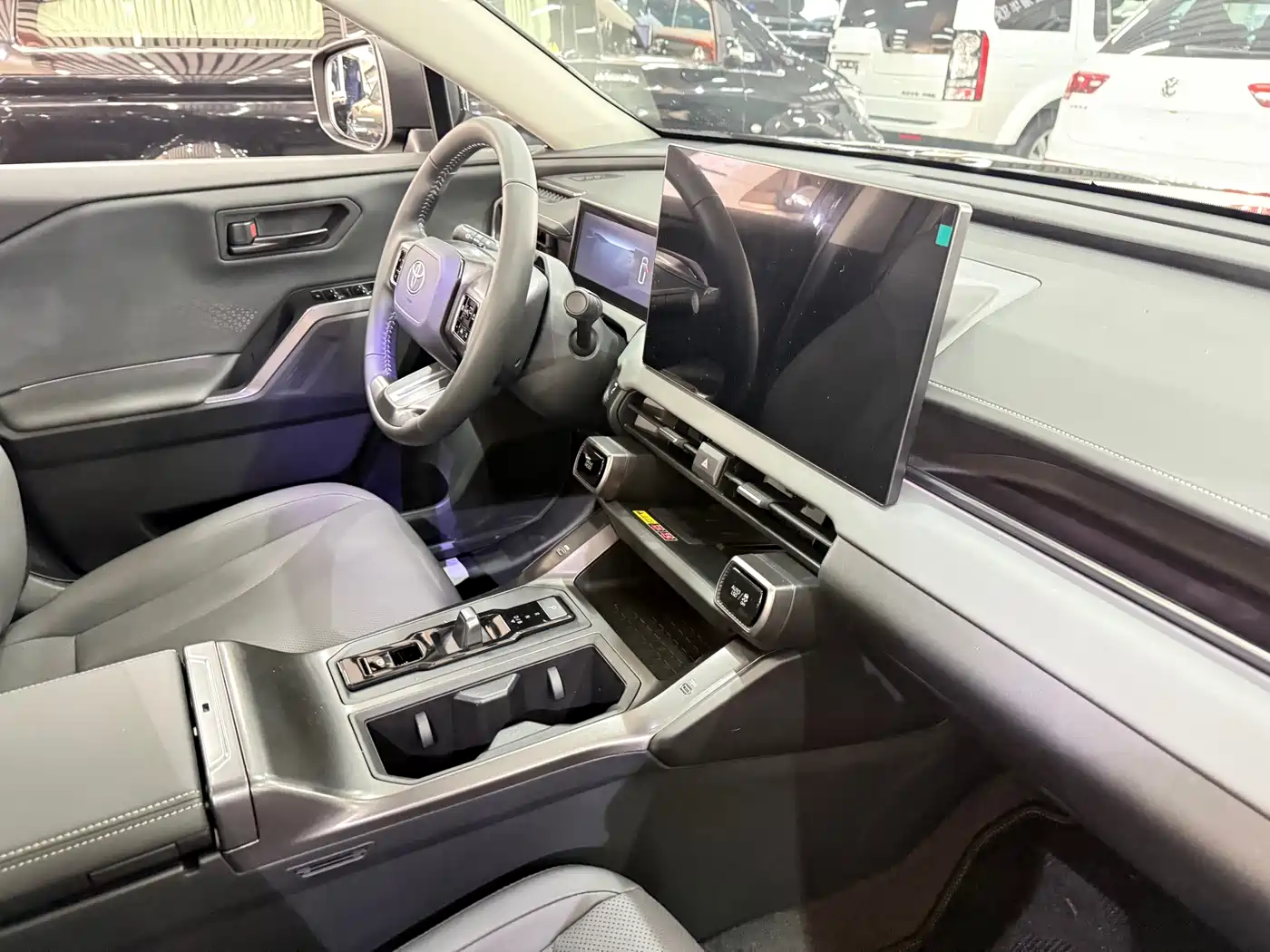 TOYOTA RAV4 RONGFANG