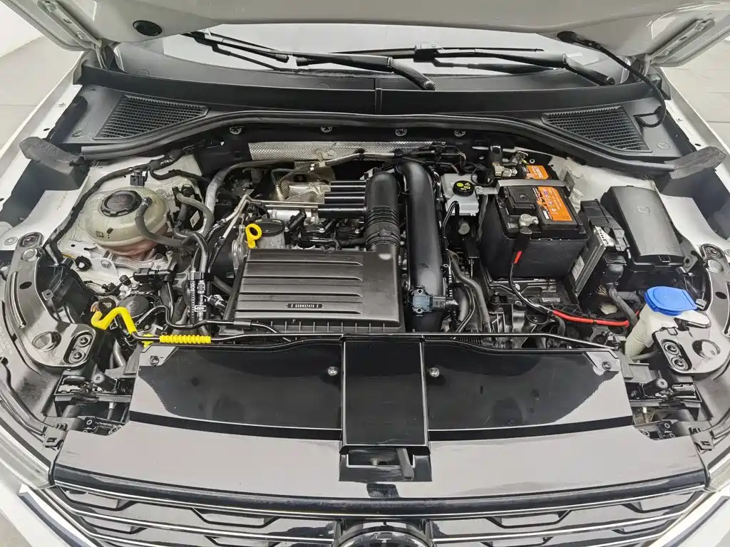 Фото 6 - Volkswagen T-ROC