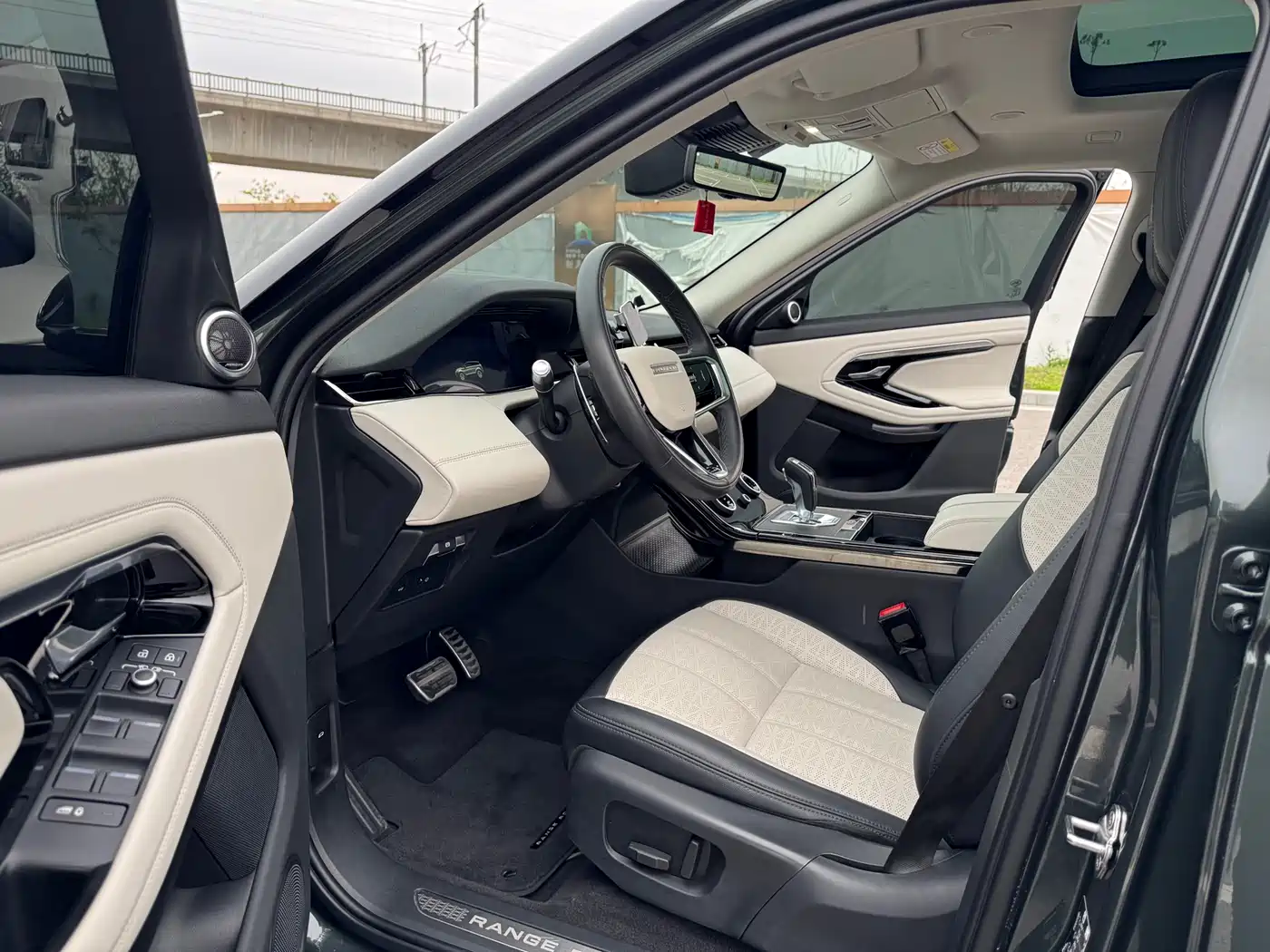 LAND ROVER RANGE ROVER AURORA