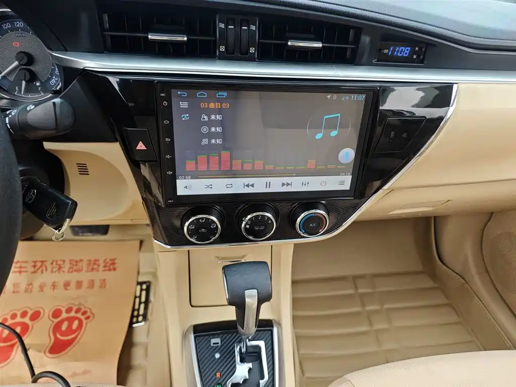 Toyota Corolla 2014 1.6L CVT GL-i фото 13