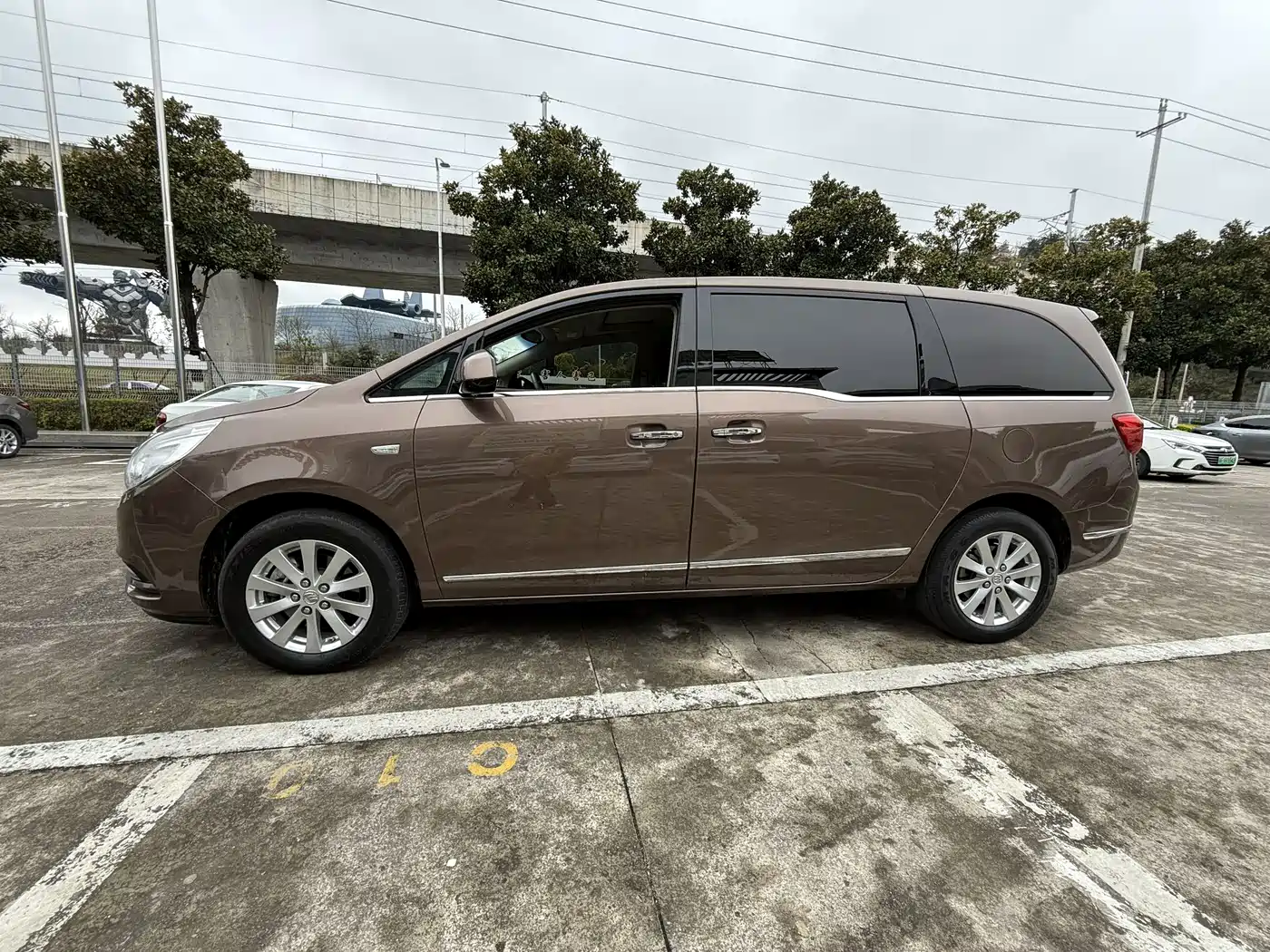 Buick GL8 2018 28T Luxury Model China VI фото 5