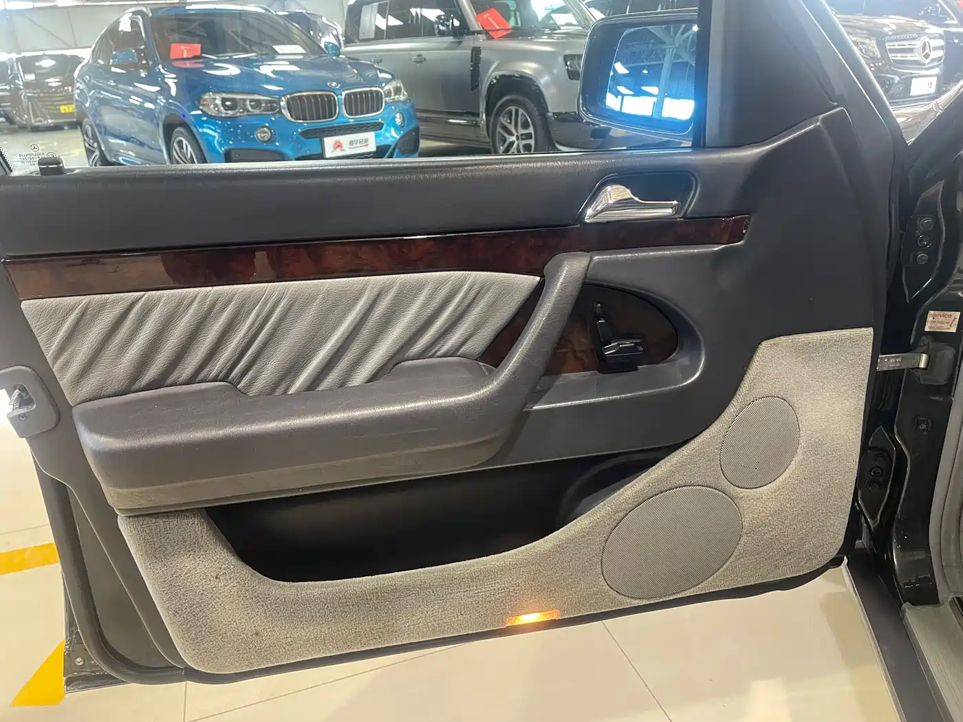Mercedes-Benz S-Class 1995