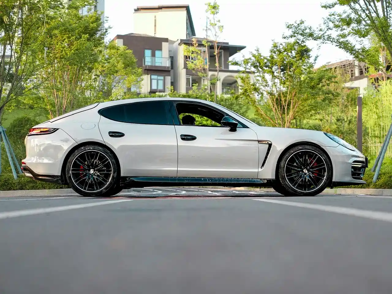 Porsche Panamera 2010 2010 Model Panamera 4S 4.8L