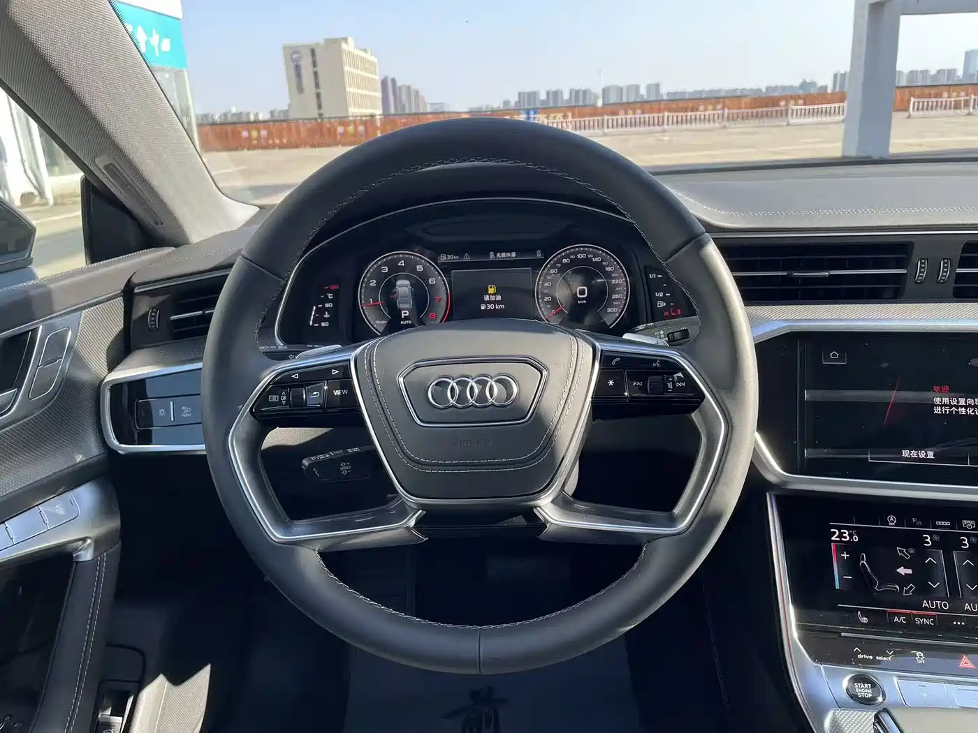 Audi A7L 2025 Model Year 45 TFSI quattro Premium фото 8