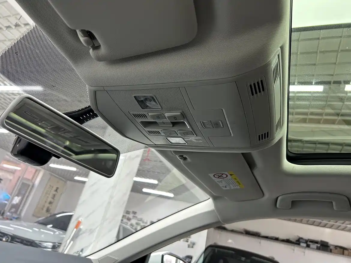 Volkswagen T-ROC 2022 280TSI DSG 2WD Comfort PLUS фото 15