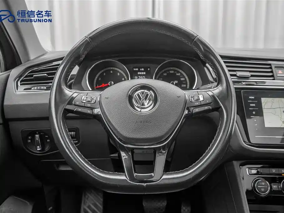 Volkswagen Tiguan L 2019 330TSI Automatic 2WD Panorama Comfort Edition China VI фото 17