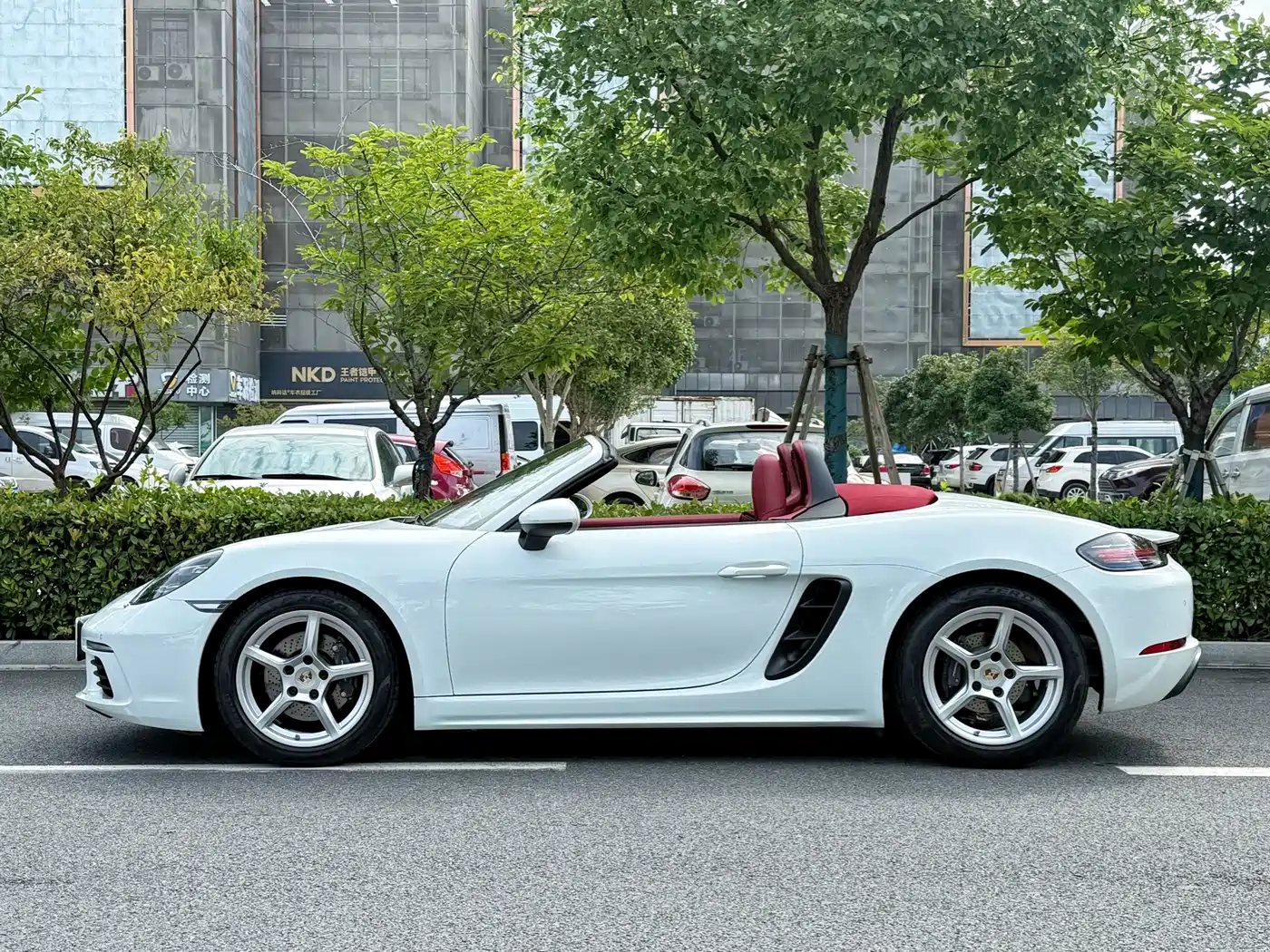 Porsche 718 2024 2022 Boxster 2.0T