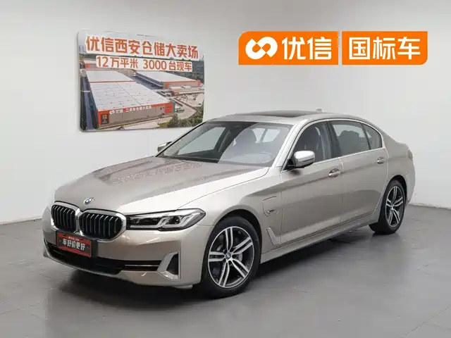 BMW 5 Series New Energy 2022 535Le Luxury Package — фото 1