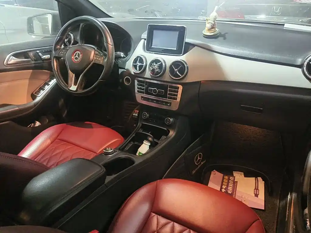 Mercedes-Benz B-Class 2013 2012 B 200