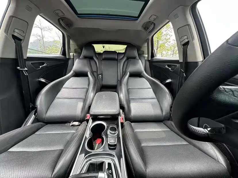 Junma MEET 3 (Meitu 3) 2018 2018 1.5T CVT Comfort Edition