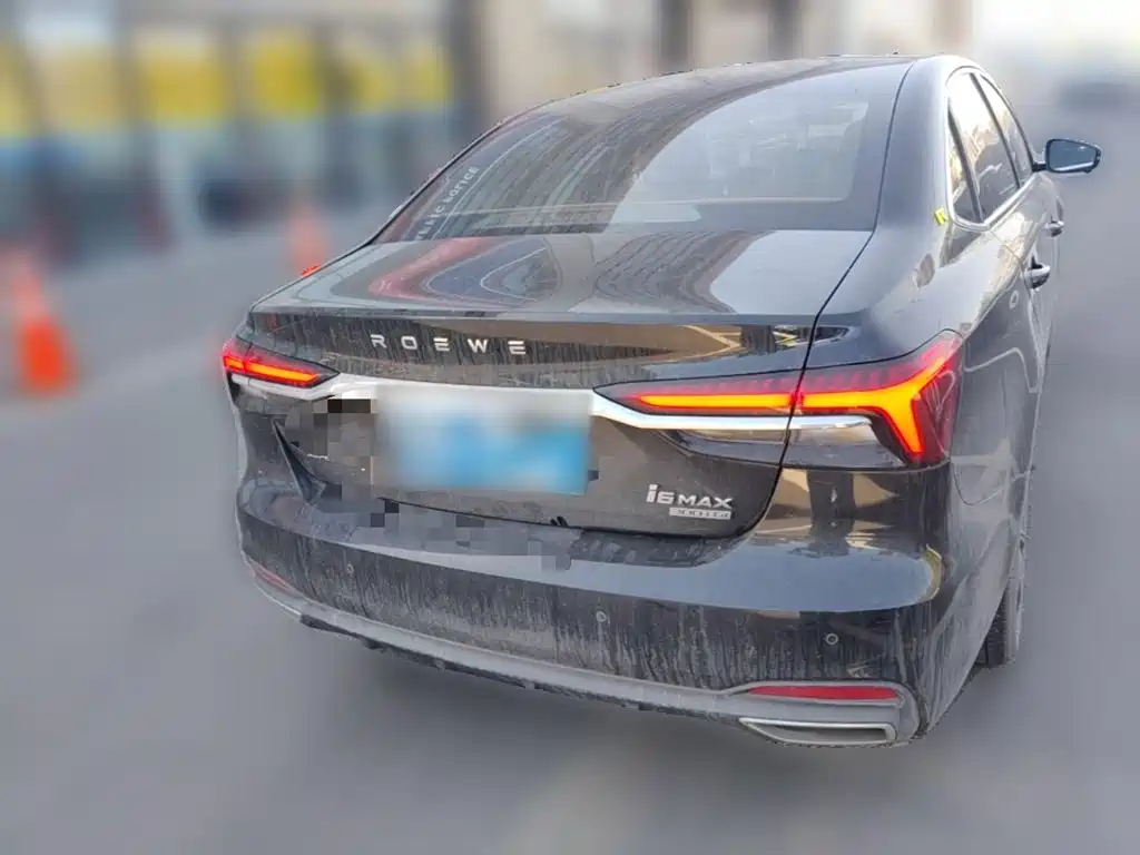 Фото 8 - Roewe i6 MAX