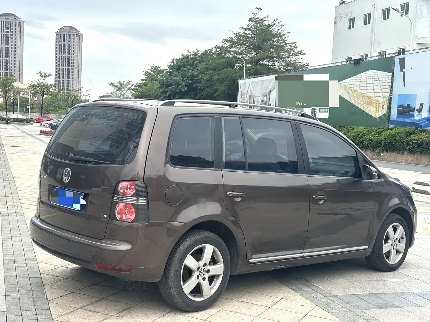 Volkswagen Touran 2013 2013 1.4T DSG Comfort 5-seater