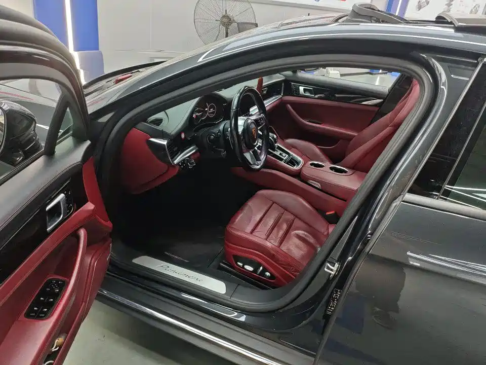 Porsche Panamera 2017 Panamera Executive Long Wheelbase 3.0T фото 5