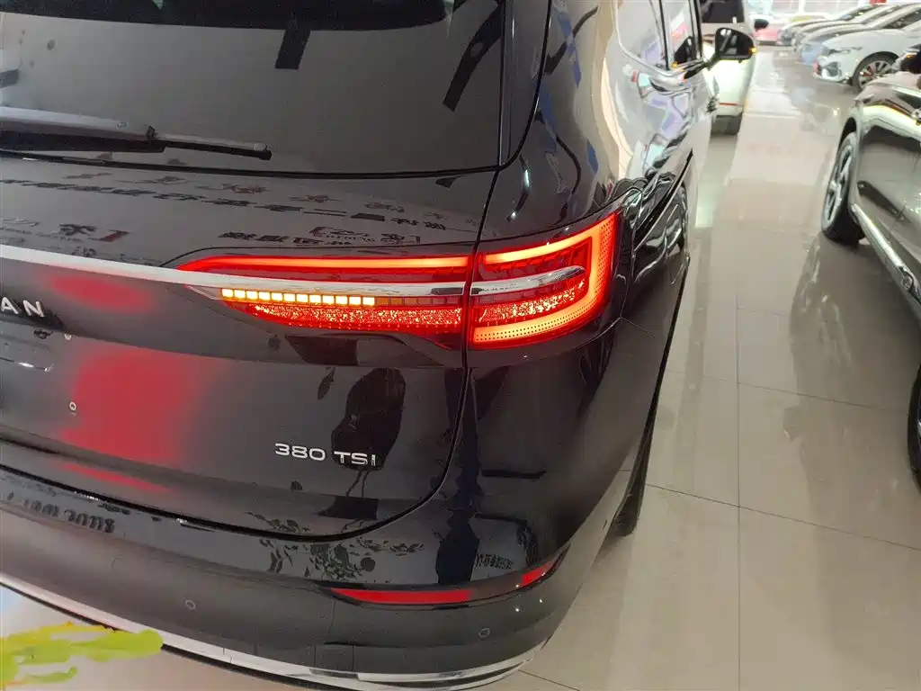Volkswagen Viloran 2024 380TSI Executive Edition фото 24