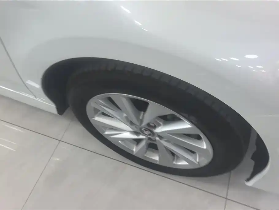 Toyota Camry 2021 2.0G Luxury Edition фото 6