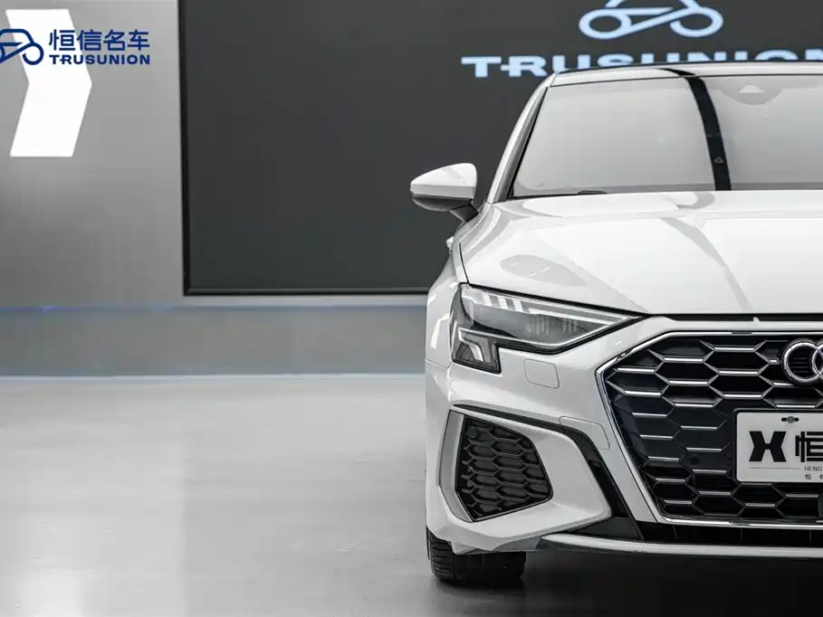 Audi A3 2024 Model Sportback 35 TFSI Fashion Sport фото 4