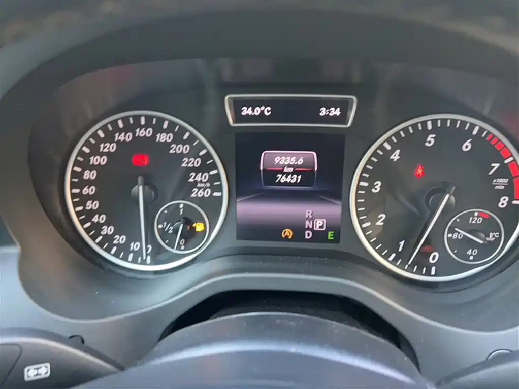 Mercedes-Benz A-Class (Import) 2015 A 180 фото 8